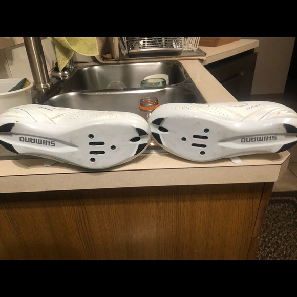 GQ woman’s size 5.5 US activewear - Picture 8 of 8